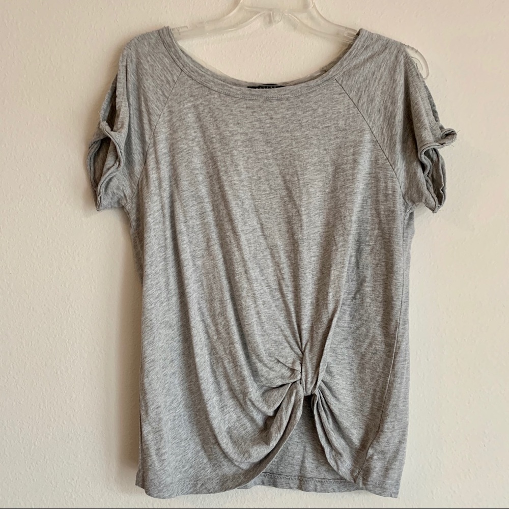 💕Gray Cold Shoulder Top